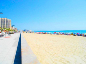 AyF ACOGEDOR EN PLAYA MORO DE GOS